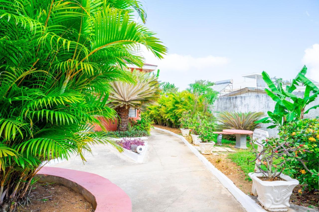 Shields Negril Villas Eksteriør bilde