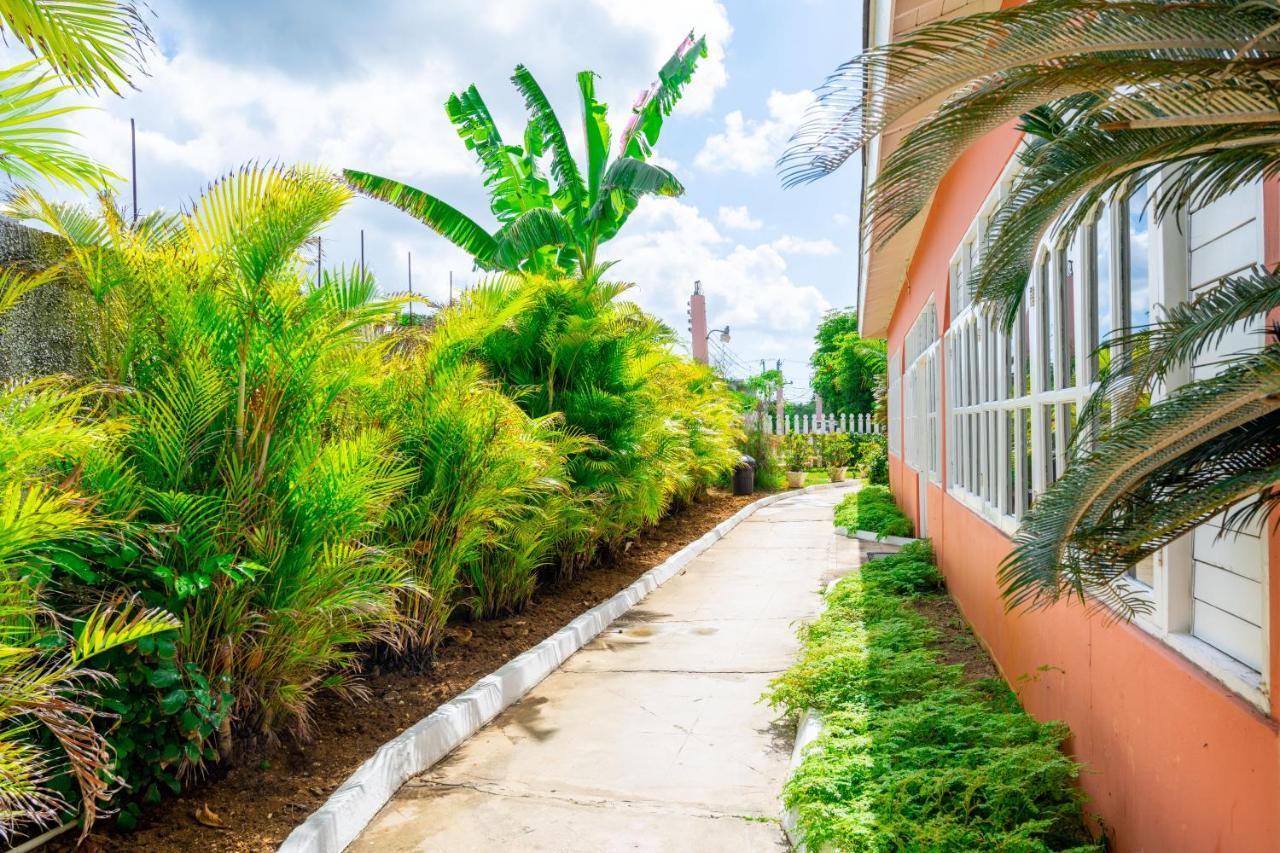 Shields Negril Villas Eksteriør bilde