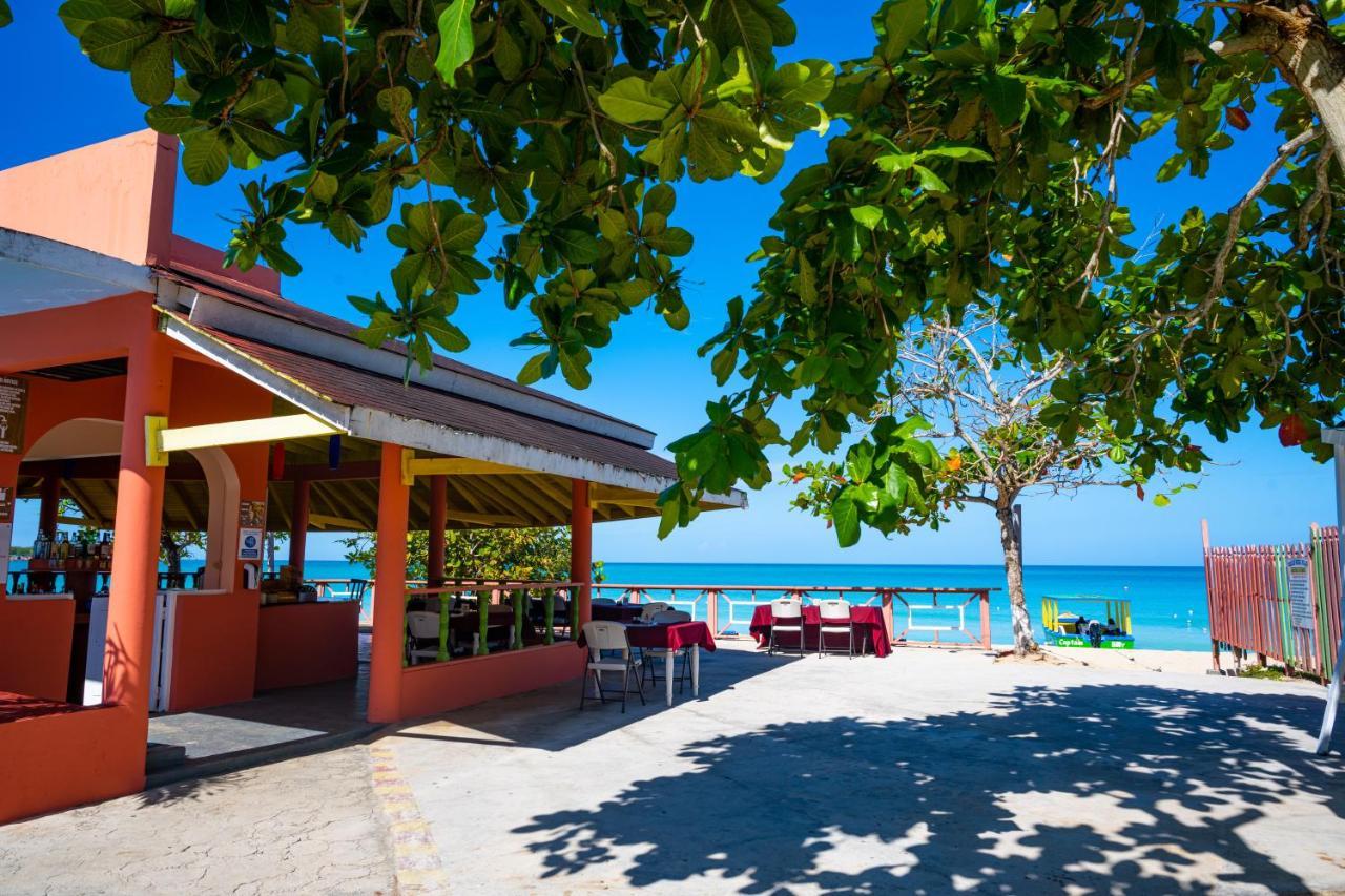 Shields Negril Villas Eksteriør bilde