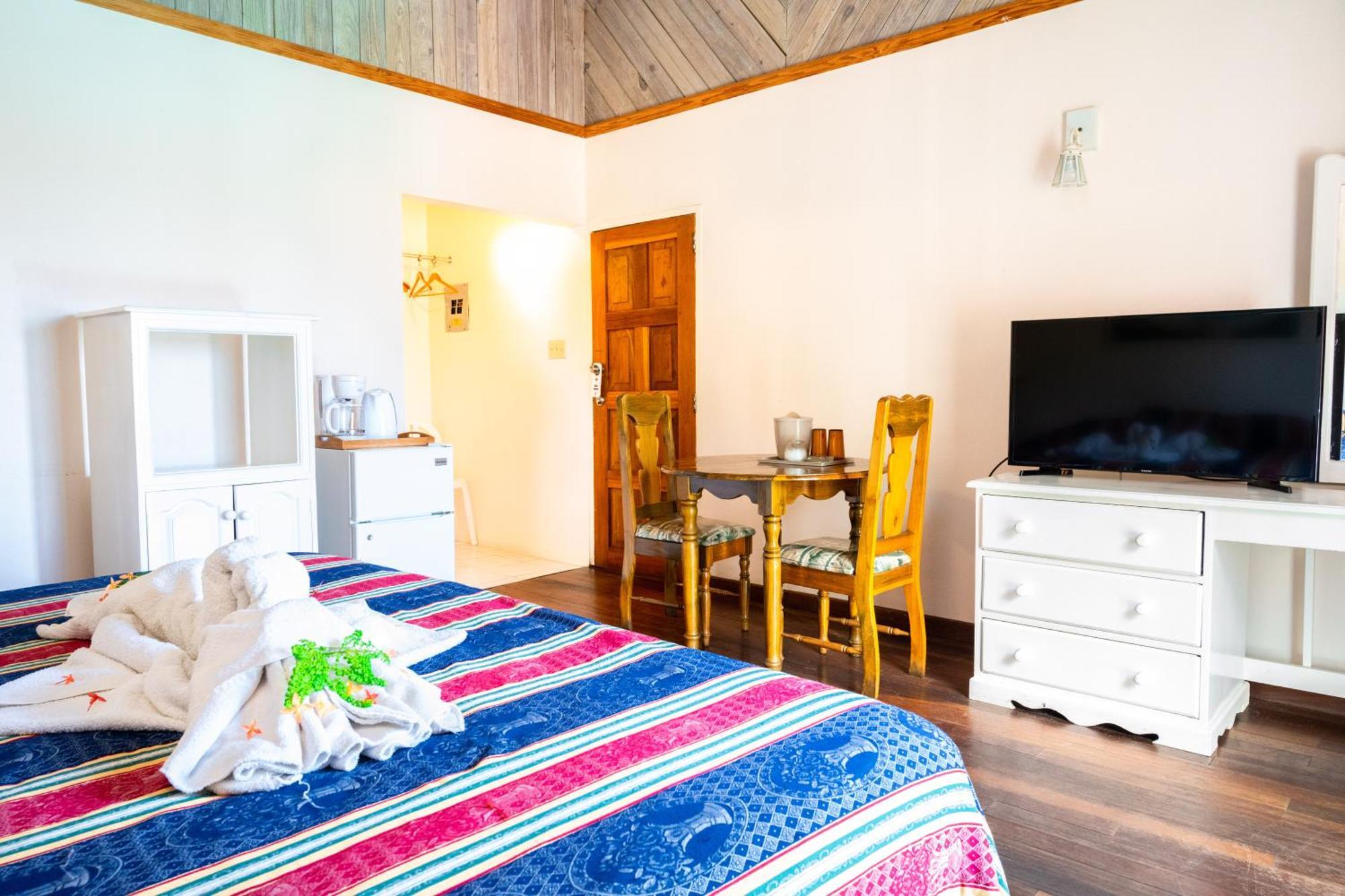 Shields Negril Villas Rom bilde